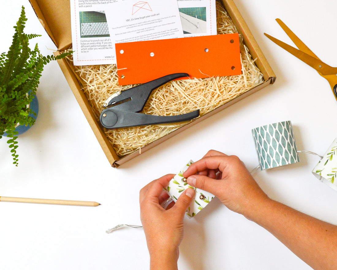 Christmas Fairy Light Making Kit with Paper