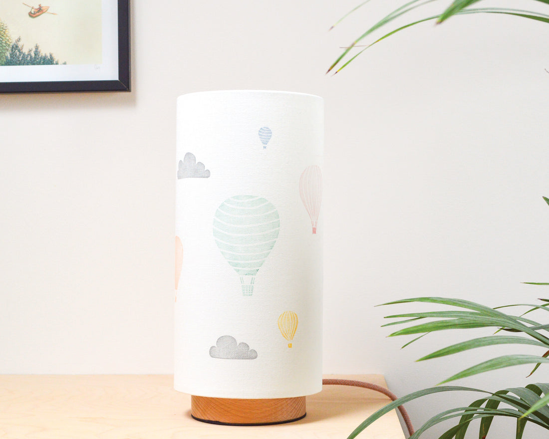 Hot air balloon nursery table lamp, with wooden base