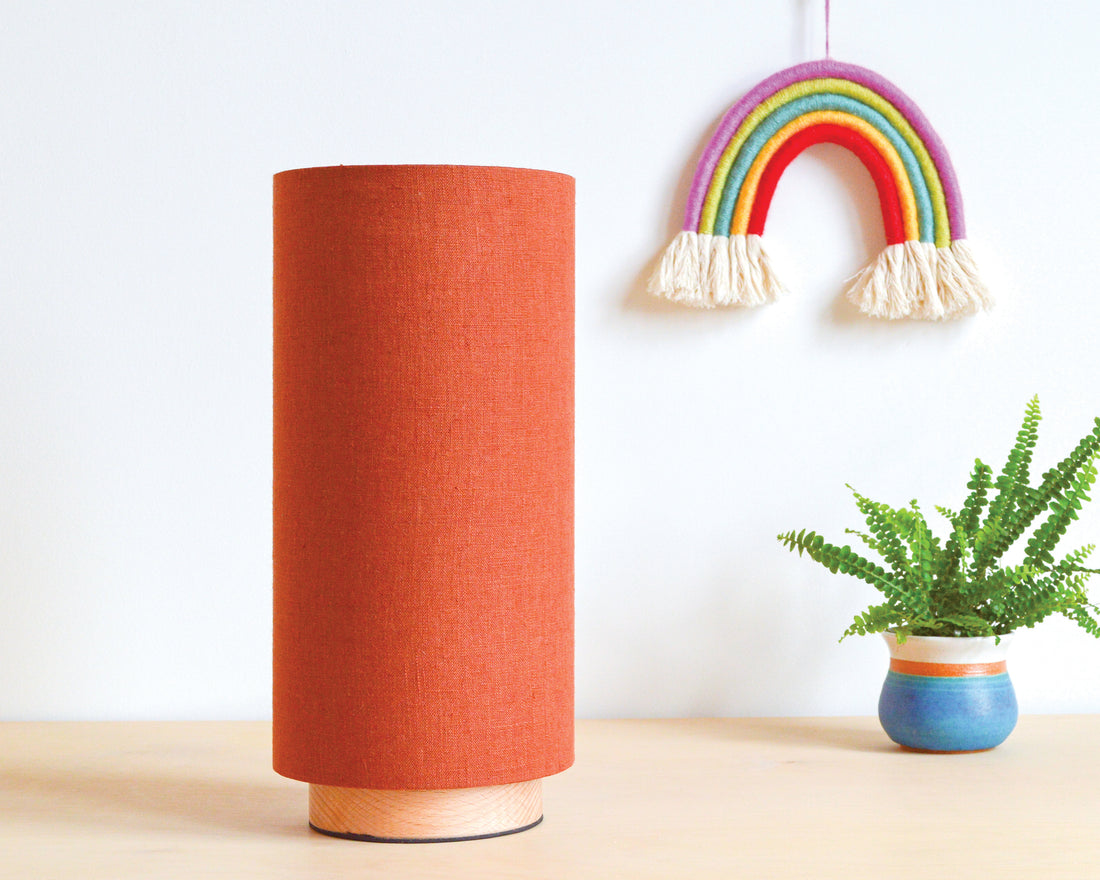 Rust linen slim table lamp, with wooden base